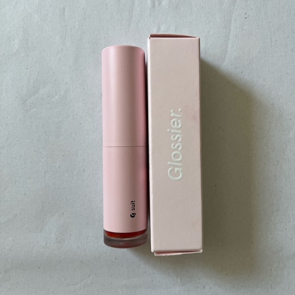 Glossier G Suit Soft touch lip crème color Strike NIB - Picture 7 of 8